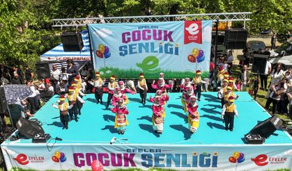 Efeler'in çocuk şenliği'ne binler akın etti