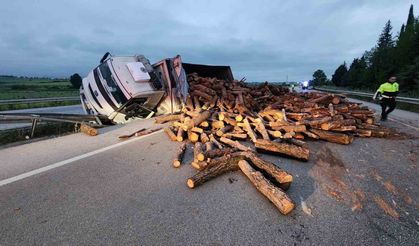 Bursa’da trafik kazası: 3 yaralı