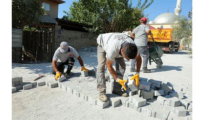 Başkan Yetişkinle Efeler'in yolları daha güvenli ve konforlu...
