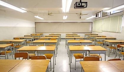 İran’da tüm okullarda uzaktan eğitim kararı