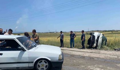 Uşak’ta iki araç çarpıştı: 5 kişi yaralandı