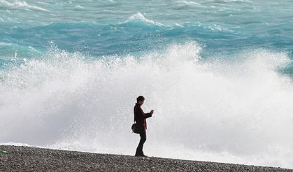 Denizlerde fırtına uyarısı