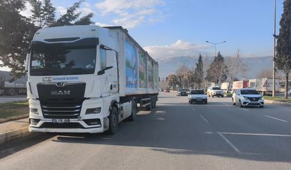 Kahramanmaraş’ta yaya tırın altında kaldı!