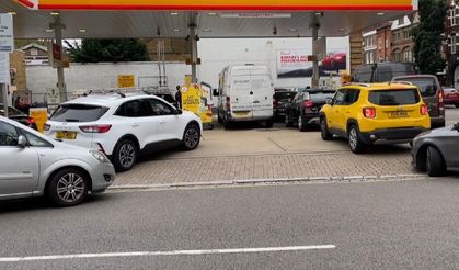 Bazı akaryakıt istasyonlarında "geçici tedarik kısıtı" yaşandığı bildirildi