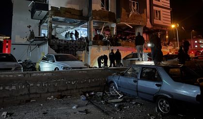 Apartmanda doğal gaz patlaması: 12 yaralı