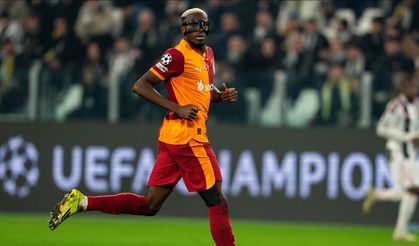 Osimhen Galatasaray antrenmanına çıktı