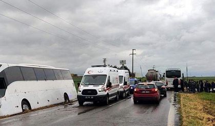 1 Mayıs etkinliğine giden araç kaza yaptı