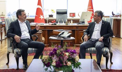 Erkan Baş’tan Özgür Özel’e dayanışma ziyareti