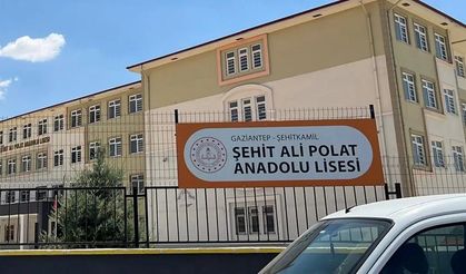 Karne günü d*hşeti'Lise öğrencisi bıçaklandı