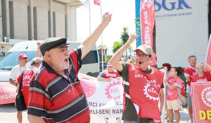 'Emekli çöpten topladıklarıyla geçimini sağlamaya çalışıyor'