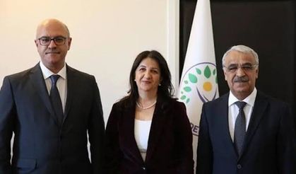 DEM Parti İmralı Heyeti yeniden Öcalan'la görüştü