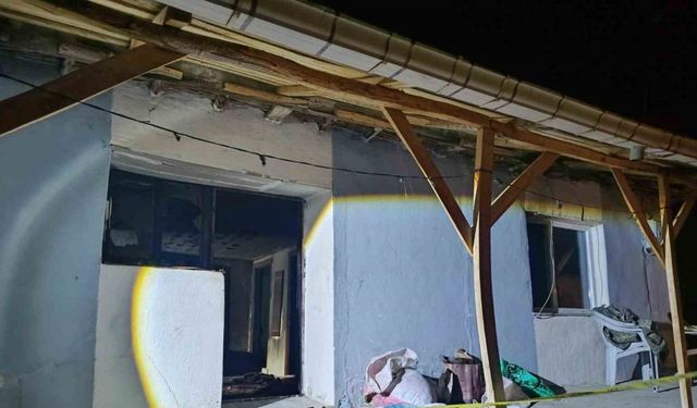 Benzin dökülen soba faciaya neden oldu: 1 ölü, 4 yaralı