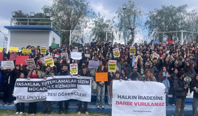 Ege Üniversitesi'nde Ekrem İmamoğlu protestosu!