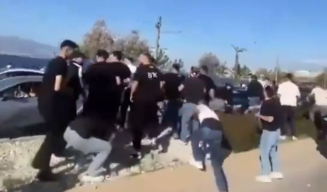 İzmir’de Beşiktaş ile Göztepe taraftarı arasında gerginlik