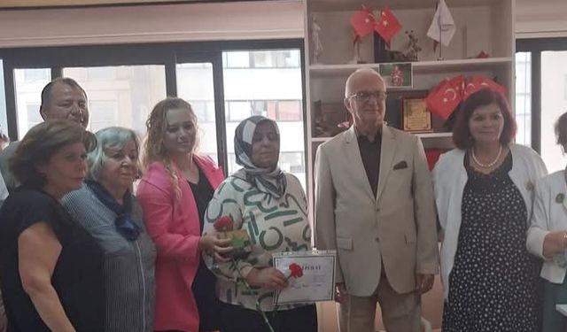 Karadenizli Kadınların "Yılın Annesi"