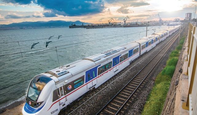 26 Mayıs Pazartesi İzmir İZBAN tren saatleri ve durak bilgisi