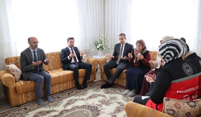 Başkan Tatık şehit annelerini yalnız bırakmadı