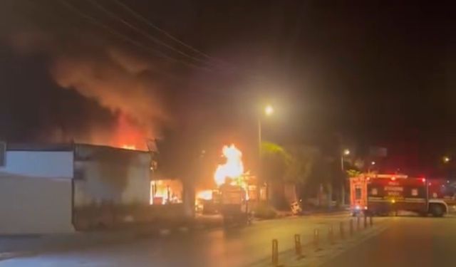 Bodrum’da alevler geceyi aydınlattı: Oto tamirci yandı, 3 milyon liralık zarar oluştu