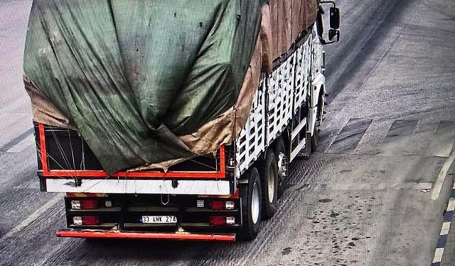 Çanakkale’de 8 kişinin hayatını kaybettiği kazada kamyonun yükünü kurallara uygun taşıdığı belirlendi
