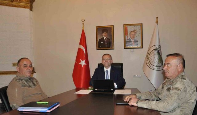 Kars’ta Nisan ayı asayiş ve güvenlik toplantısı yapıldı