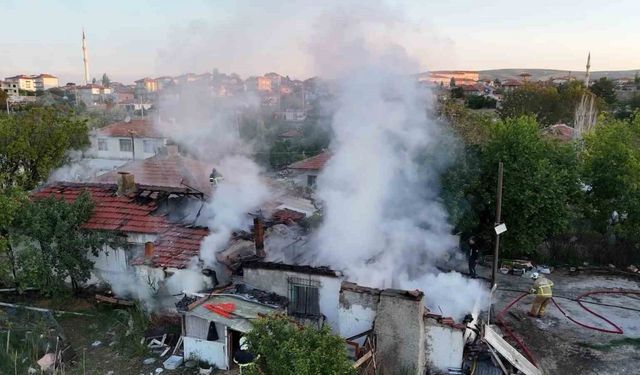 Kırıkkale’de müstakil evde yangın