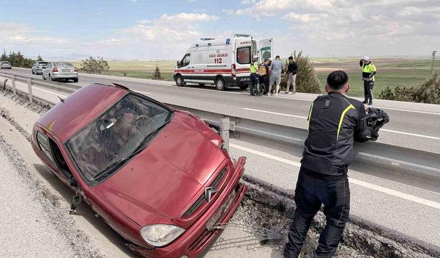 (ÖZEL) Sürücünün öldüğü kazayı arkadan gelen otomobilin kamerası saniye saniye kaydetti