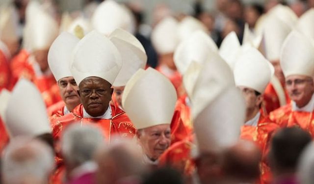 Papa seçimi başladı: Kardinaller Yeni Papa’yı seçmek üzere Vatikan'da toplandı