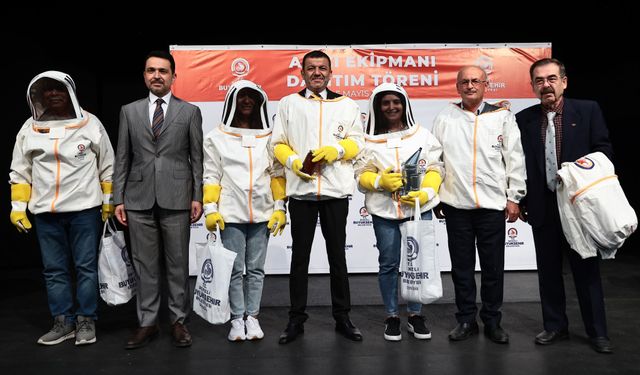 Denizli Büyükşehir’den arıcılığa altın dokunuş