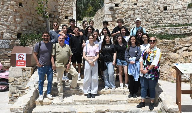 Alman öğrenciler Kuşadası'nın kültürel rotalarını çok beğendi