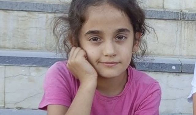 9 yaşındaki çocuğun yangın merdiveni boşluğunda ölü bulunması olayında 1 gözaltı