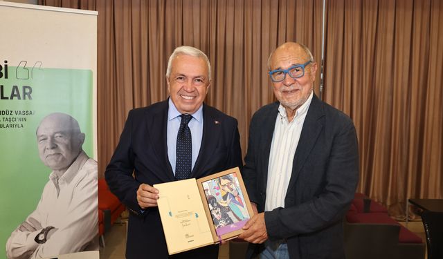 Usta yazar Gündüz Vassaf okurlarıyla buluştu