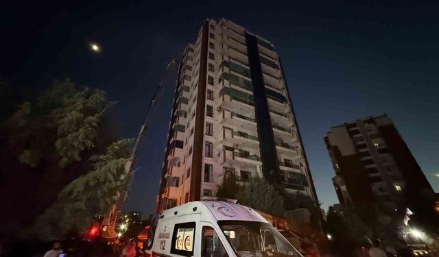Diyarbakır’da 4 kişinin öldüğü yangına ilişkin 1’i yakalama, 2 gözaltı kararı