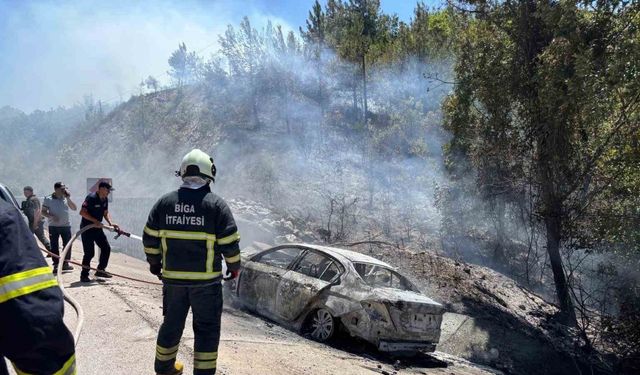 Araçta sıkışan baba yanarak can verdi, anne ile oğlu yaralandı