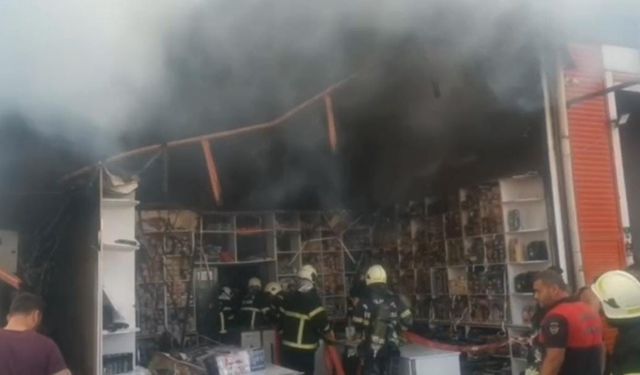 Şanlıurfa’da iş yeri yangını kontrol altına alındı