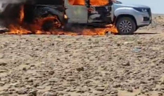 Şanlıurfa’da kamyonet alev topuna döndü