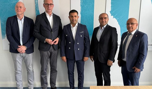 Başkan Ömer Günel Berlin'de turizmcilerle bir araya geldi
