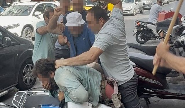 Sokak ortasında öldüresiye darbettiler...