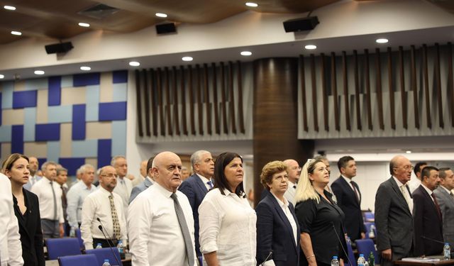 Eski AK Partli başkan adayı: İzmir boy abdesti almalı, tövbe etmeli