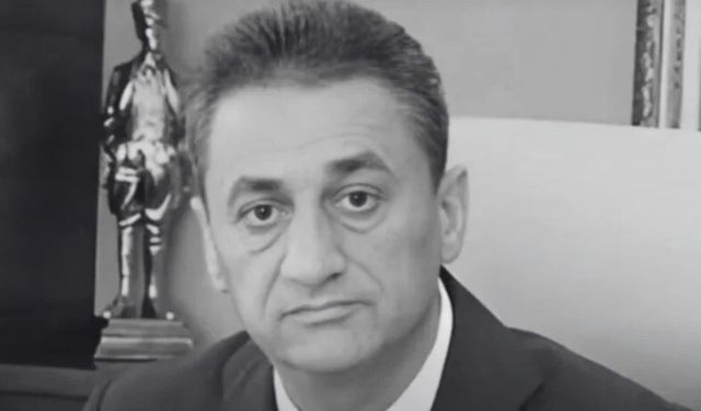 Bitlis eski Valisi Erol Karaömeroğlu hayatını kaybetti