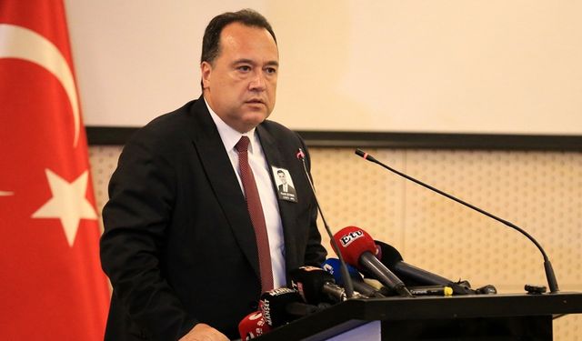 Besim Dutlulu: Hiç mi bir AK Partili belediyede şüpheli bir durum yok?