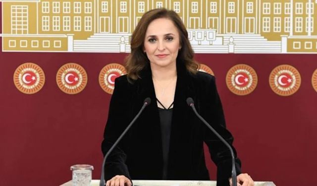 PKK'nın silahları bırakacağı tarih ve yer belli oldu! 'Tarihsel bir ana tanıklık edeceğiz'