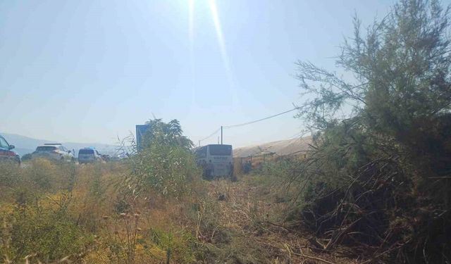 Manisa’da otobüs yoldan çıktı, 35 yolcu ölümden döndü
