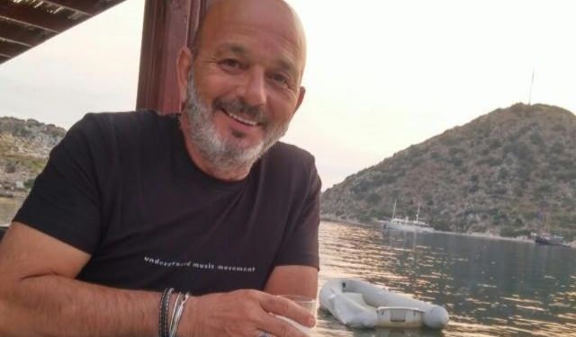 Cengiz Duyar, Karşıyaka İlçe Başkanlığı'na adaylığını açıkladı