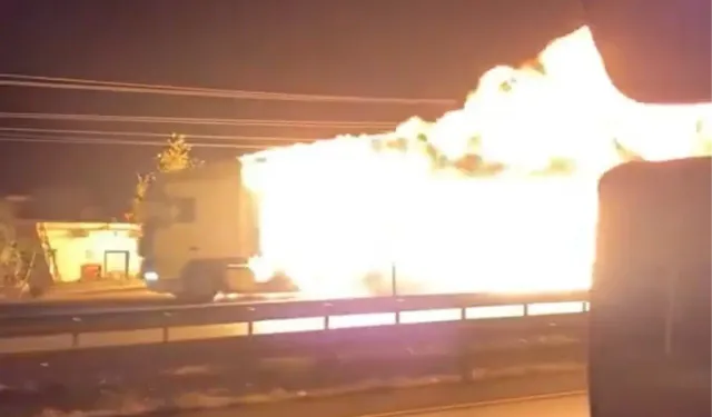 Samsun’da alev topuna dönen TIR korku dolu anlar yaşattı