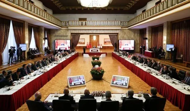 Komisyon toplanıyor: Akademisyenler ve iş insanları dinlenecek