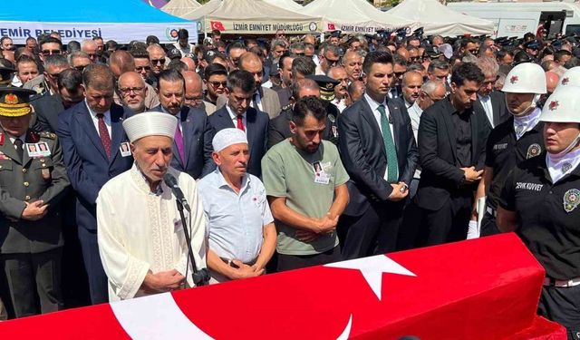 İzmir’de şehit düşen polislere son görev