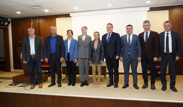 Başkan Özalper resmen görevde: Mazbatasını aldı