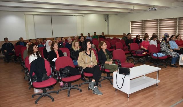 Aydın’da Turunçgil Üreticilerine Bitki Sağlığı Eğitimi