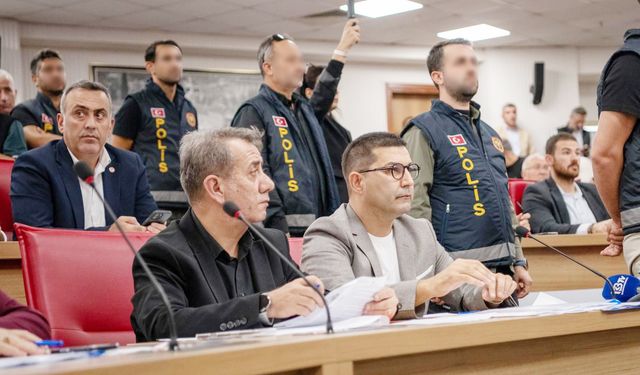 "Çerçioğlu halkın meclisini ikiye böldü"