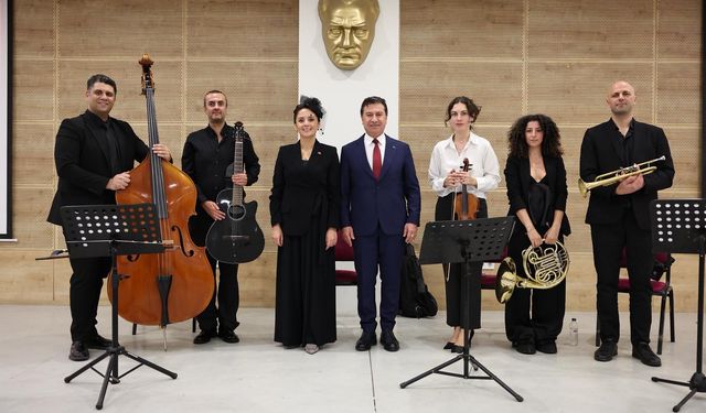 Muğla’da Cumhuriyet balosunda 102 yıllık coşku